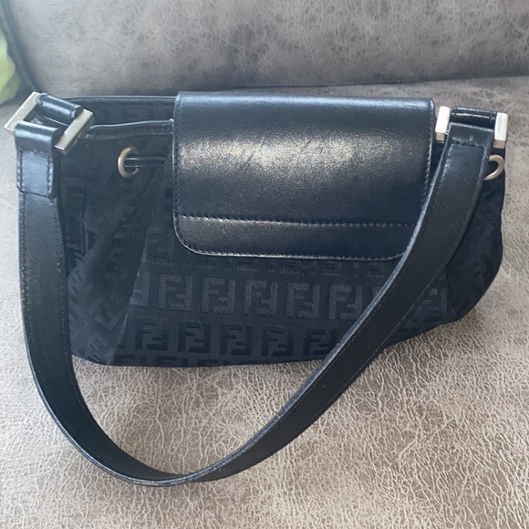 Fendi small zucchino canvas drawstring baguette - Picture 4 of 16